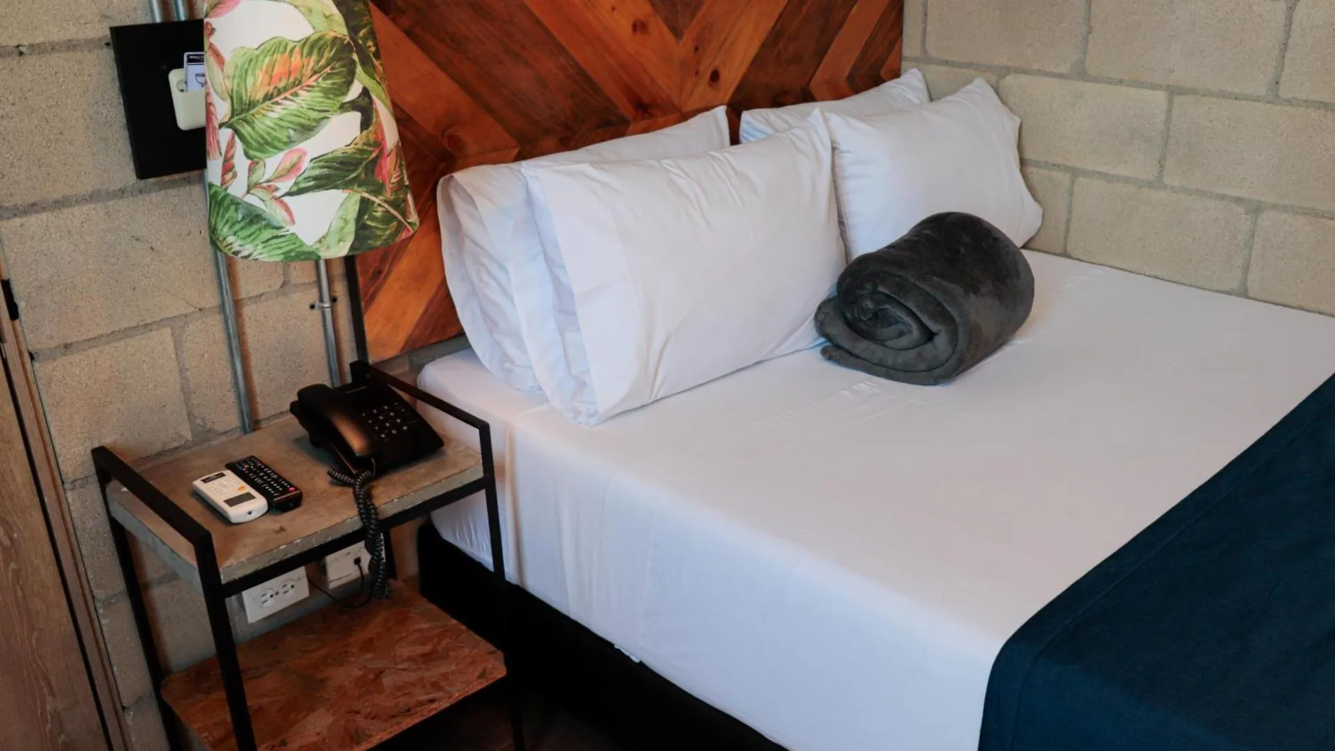 Hotel Lleras Park Concept Medellín 2*,
